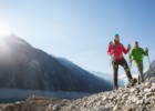 Marmot i Patagonia polecają  spodnie softshellowe na weekend w górach