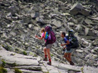 Kije trekkingowe – konieczność czy zbędny dodatek?