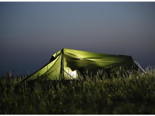 Z namiotami Rockland na łonie natury i szlaku przygody