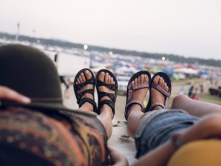 Poczuj moc słońca w kolorowych sandałach! Teva prezentuję kolekcję na sezon wiosna & lato' 2018.