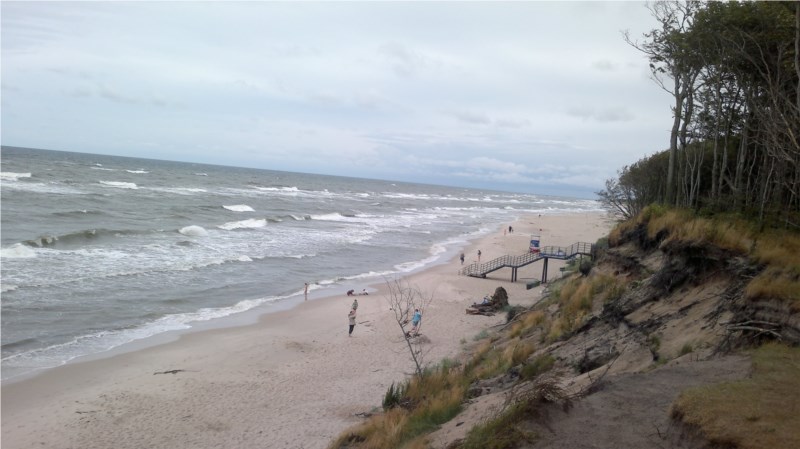 Widok na plażę i klify