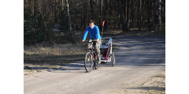 Przyczepka rowerowa Thule/Chariot CX 1 podczas naszych testów na Kujawach