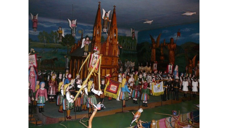 Ruchome figurki w Muzeum Ludowym Rodziny Brzozowskich w Sromowie