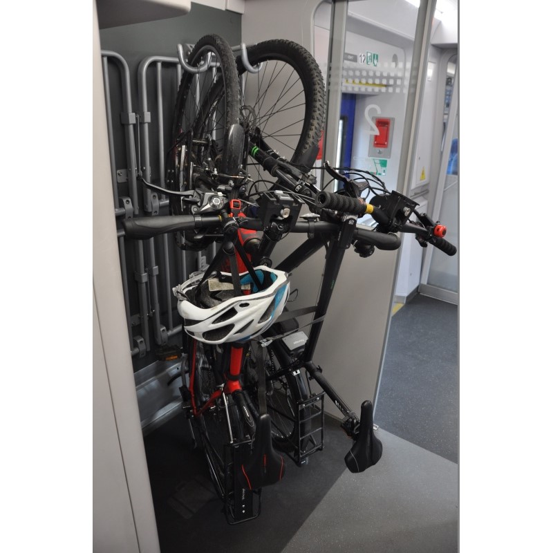 Transport rowerów w pociągu może być całkiem przyjemny.