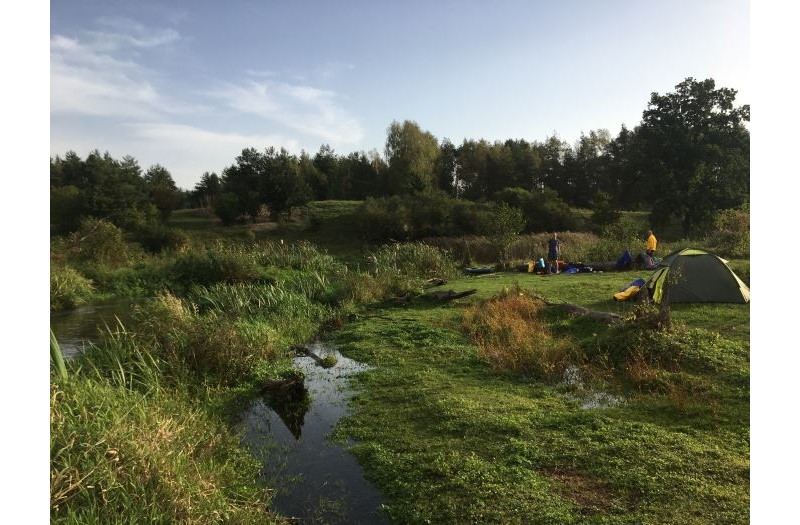 Nocleg w pięknych okolicznościach przyrody nad Rawką :)