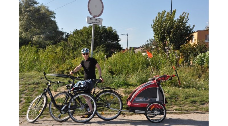 Droga tylko dla rowerów na Półwyspie Helskim - wycieczki rowerowe z dziećmi
