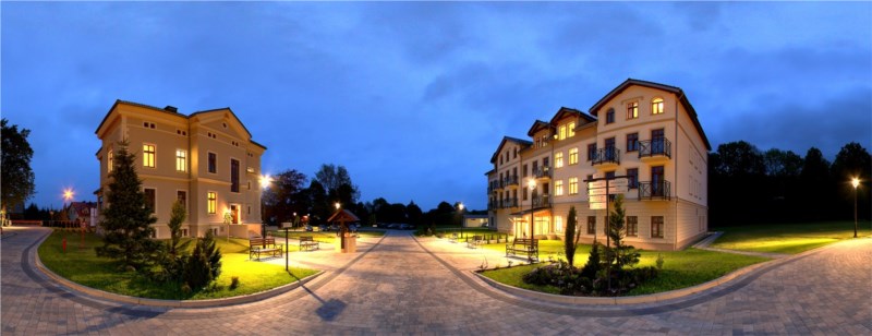 RODZINNE WAKACJE W COTTONINIA VILLA & MINERAL SPA RESORT!